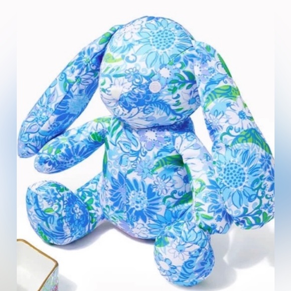 Lilly Pulitzer GWP splash Bunny New💖 - Picture 2 of 14